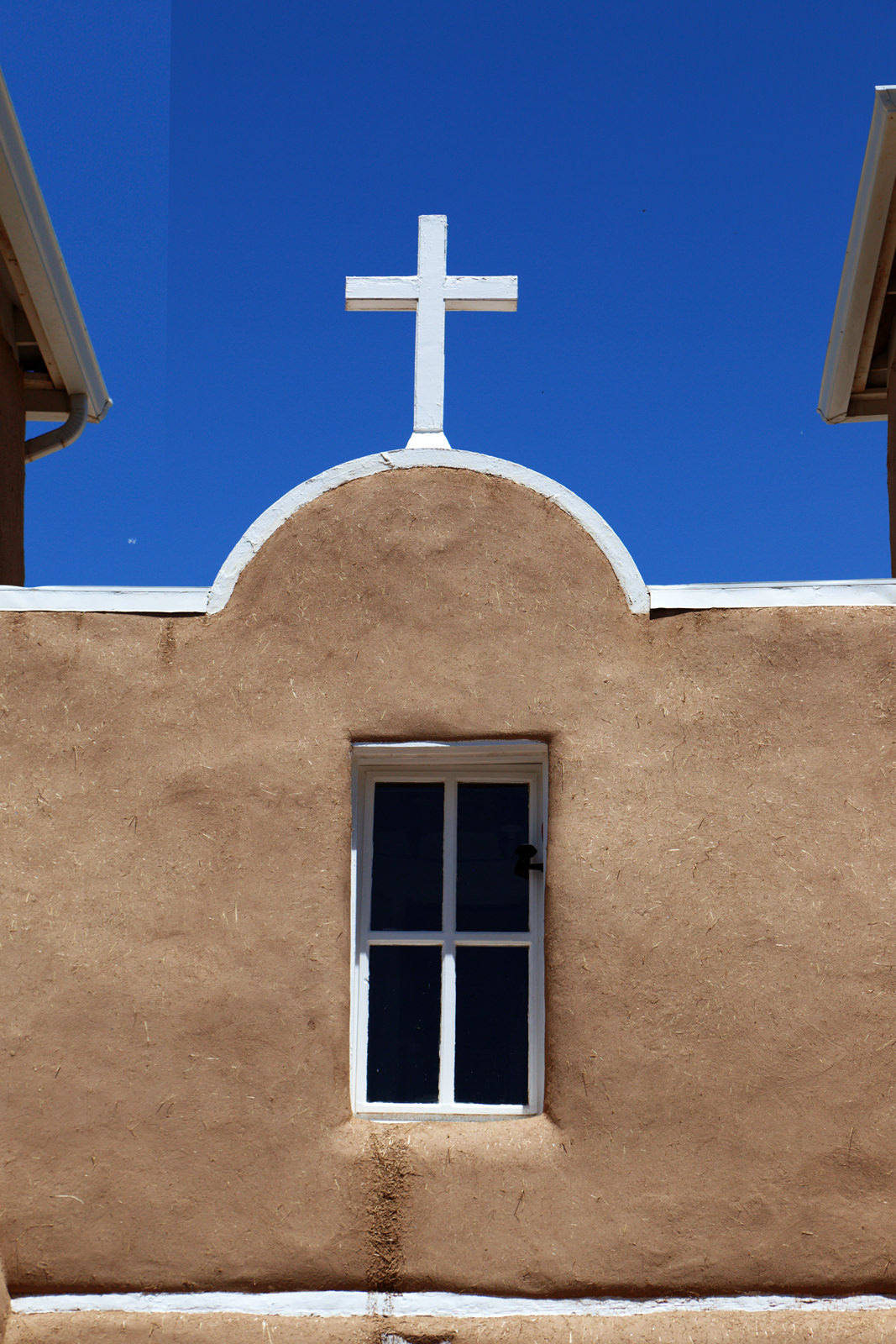 Cross over Front Entrance